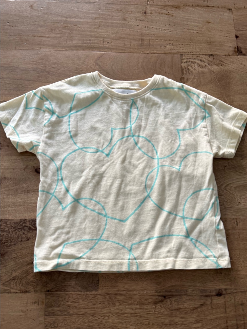 ZaraKids Cream Tee with Light Blue Heart Outline sz 3 years 100% cotton